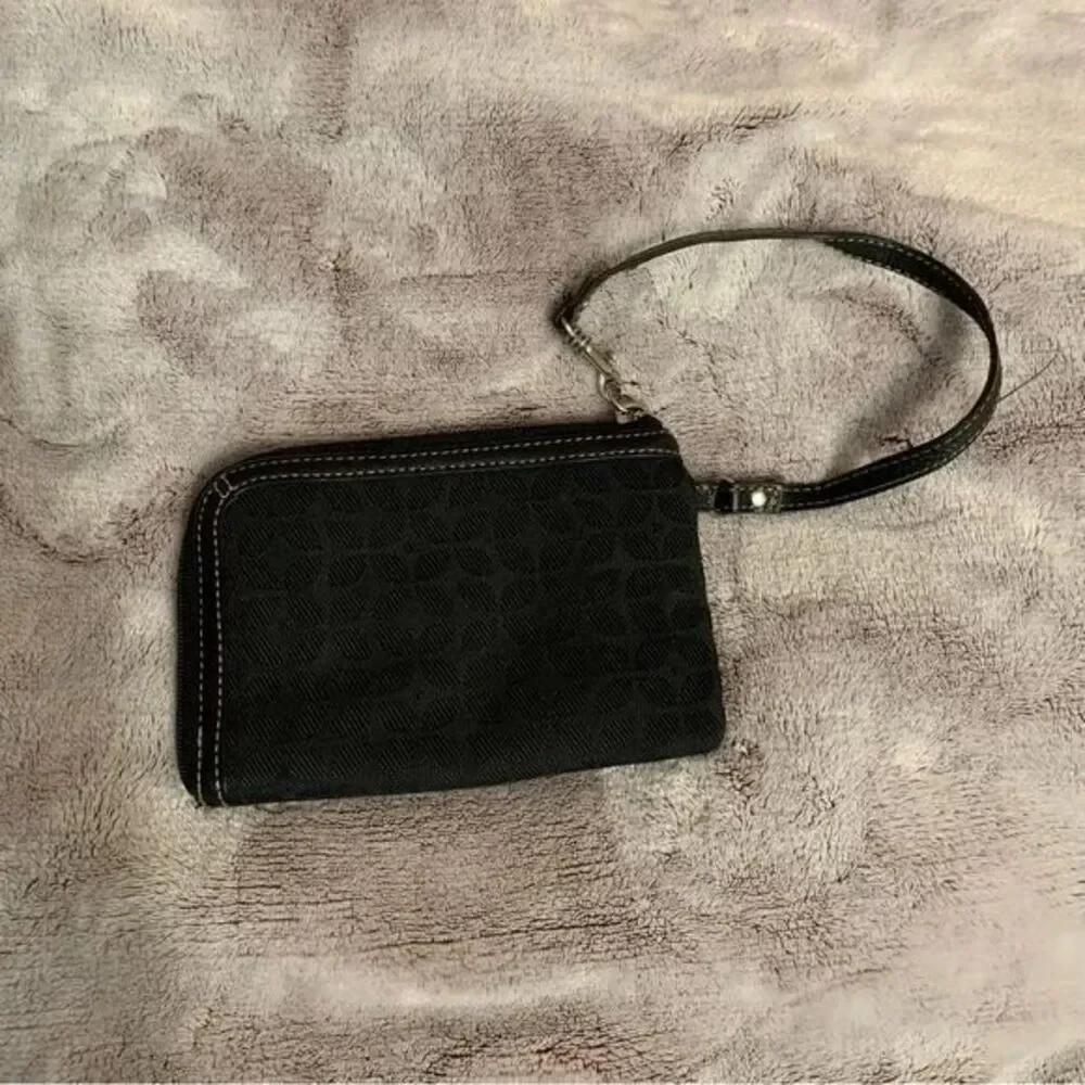 Fossil stylish functional
